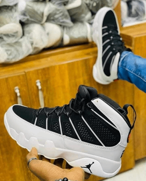 Baskets montantes noires blanches