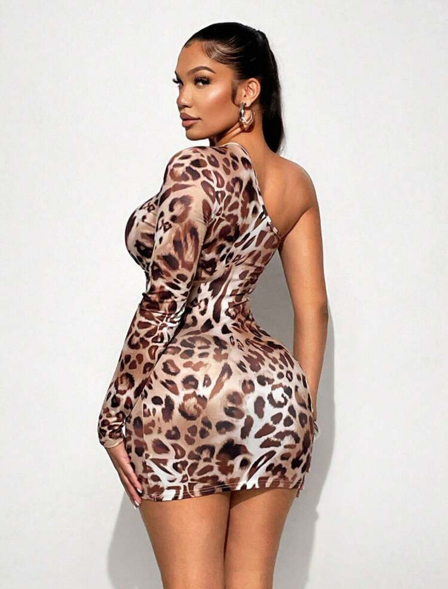 Robe léopard asymétrique sexy
