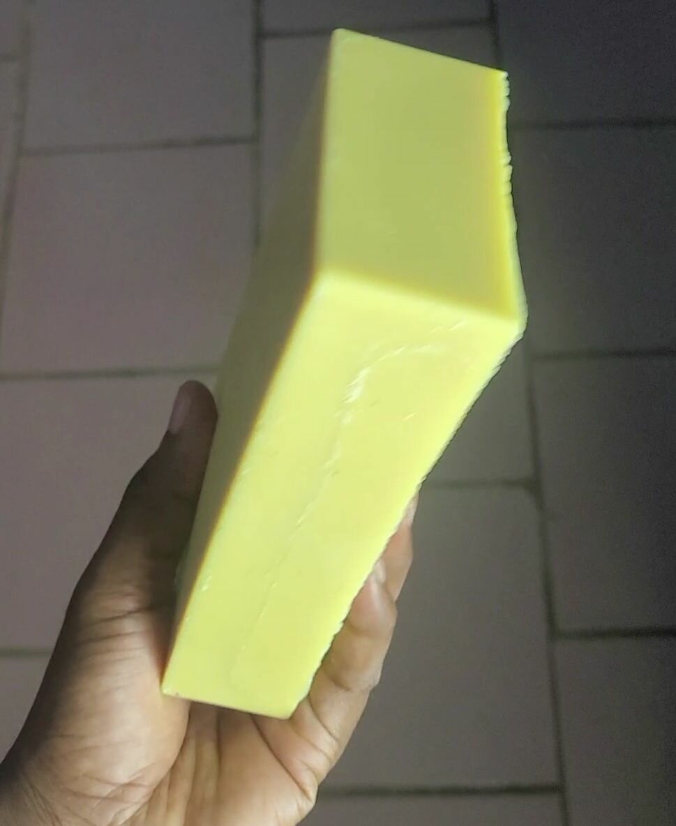 BEURRE DE CACAO BRUTE 1 Kg