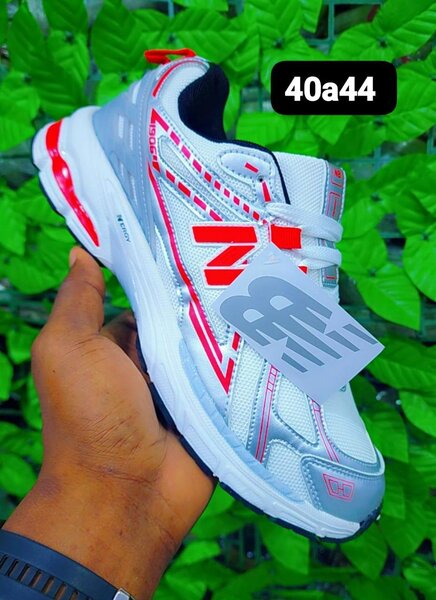 Sneakers de sport unisex modernes