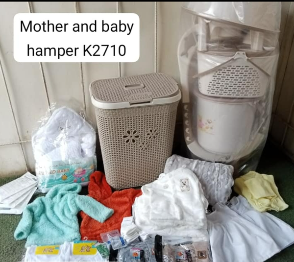 baby and mother's hamper