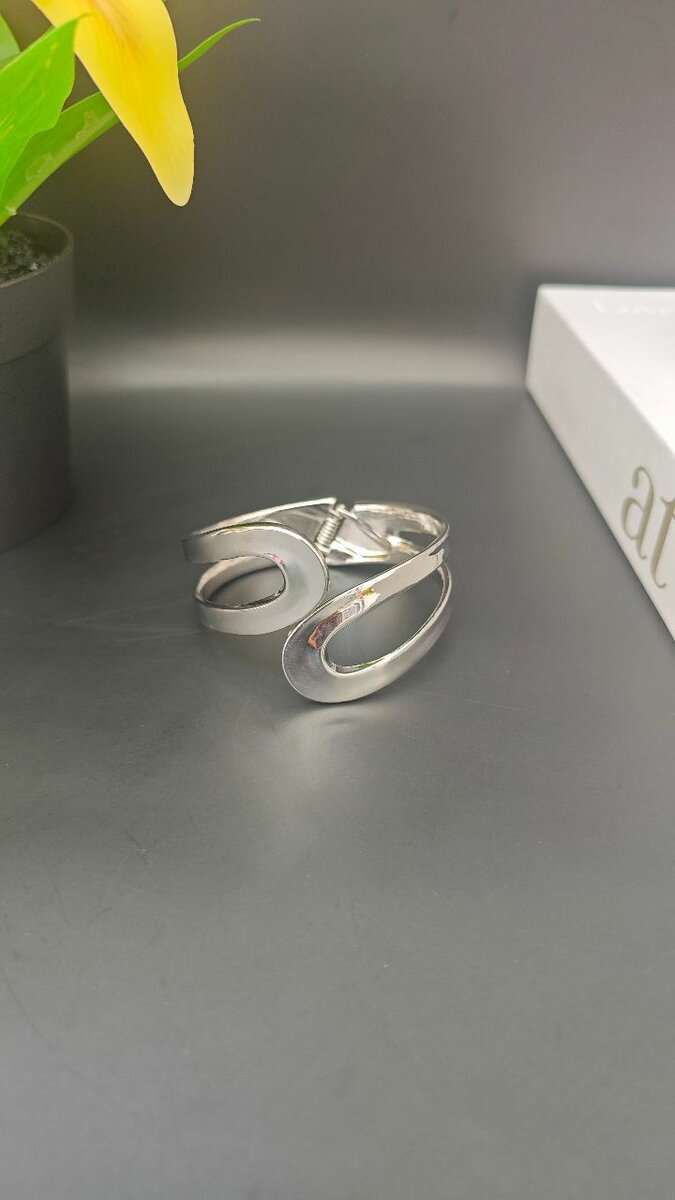 Bracelet en argent stylé