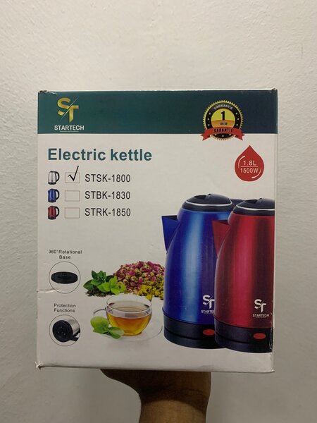 Bouilloire électrique Startech 1,8L