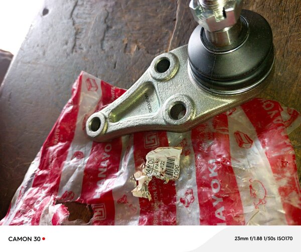 Rotule de suspension durable