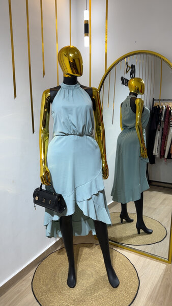 Robe fluide élégante bleu clair