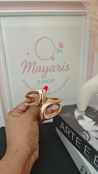 Bracelet ouvert doré élégant