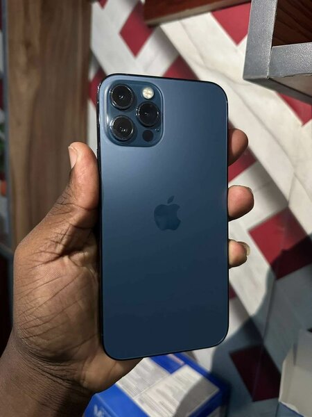 iPhone 12 Pro Max 256 gig