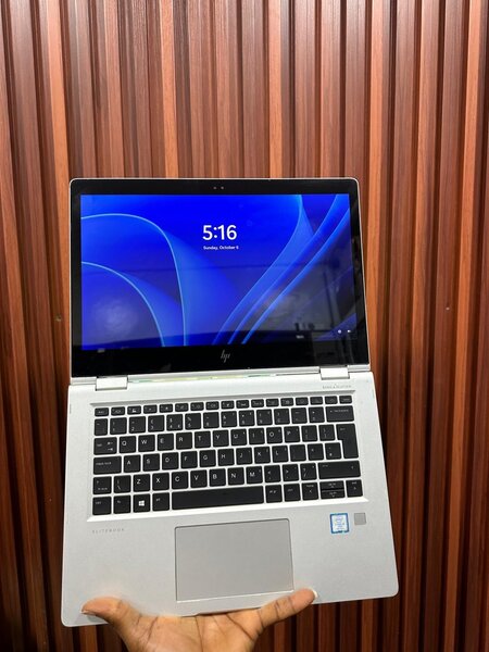 HP ELITEBOOK 1030 G2