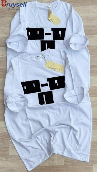 T-shirt blanc motif abstrait