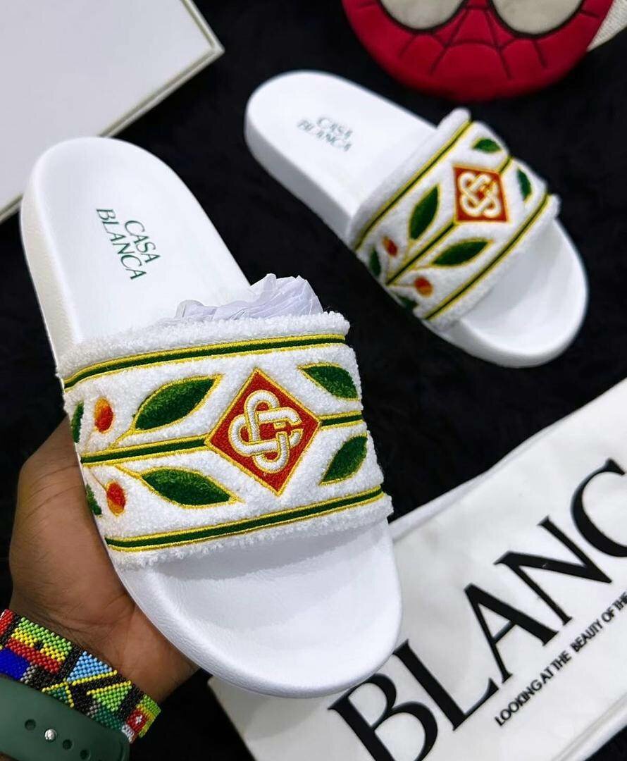 Claquettes Casa Blanca élégantes