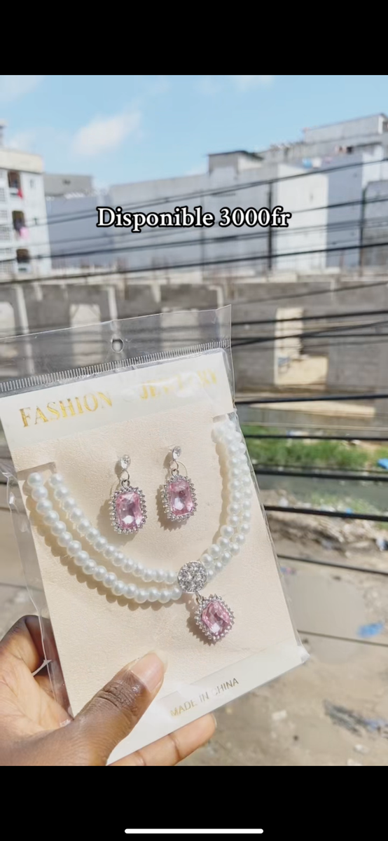 Parure Perles Étincelantes