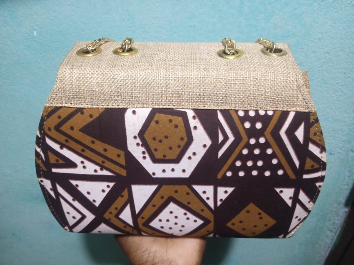 Sac à main en motifs de pagne 
