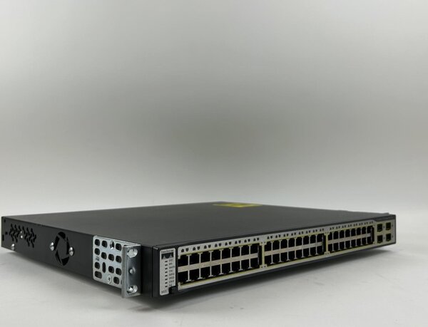 Switch Cisco Catalyst 3750 Series  48 PORTS POE Gigabytes