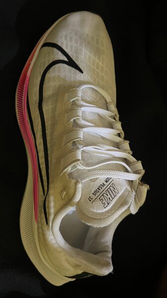 Chaussures de course Nike Zoom