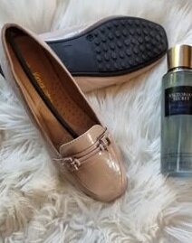 belles chaussures pour femmes