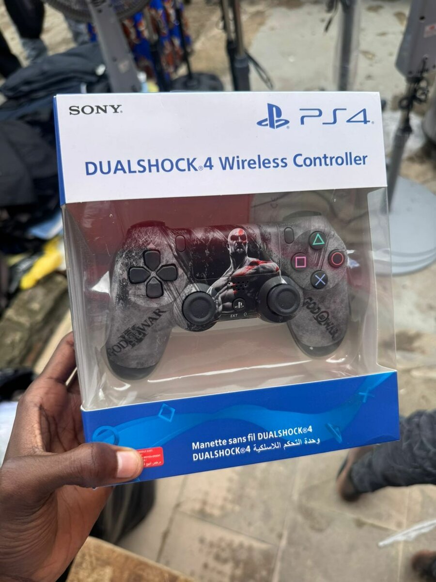 Manette PS4 DualShock 4 Sony