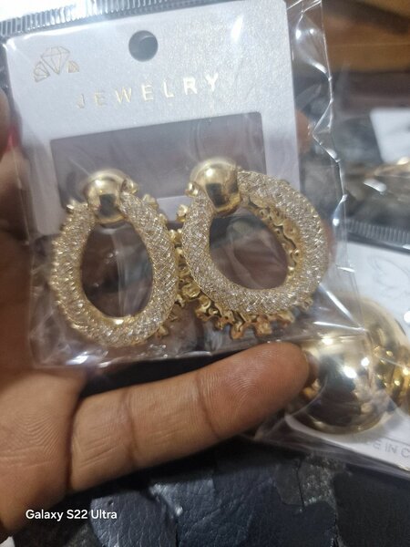 Boucles d'oreilles chic dorées