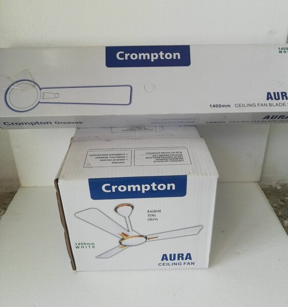Crompton Aura ceiling fan (1400mm)