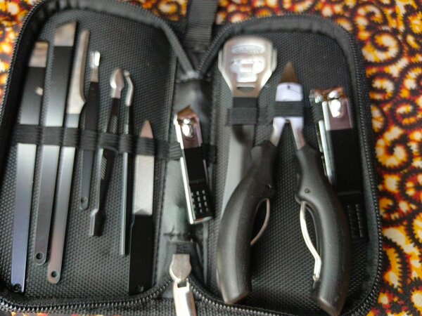 Trousse de manucure professionnelle