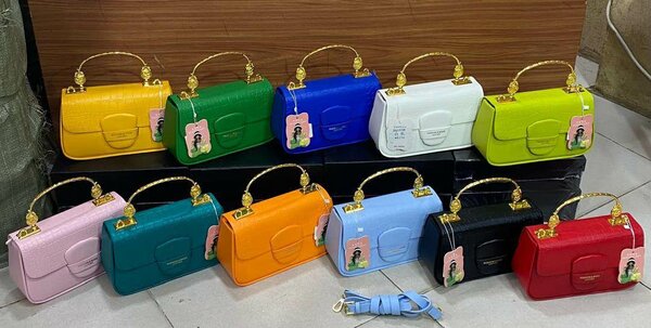 Hand bag's