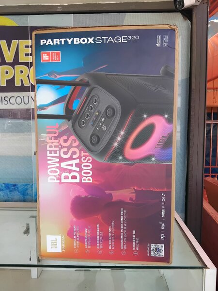 JBL partybox stage 320