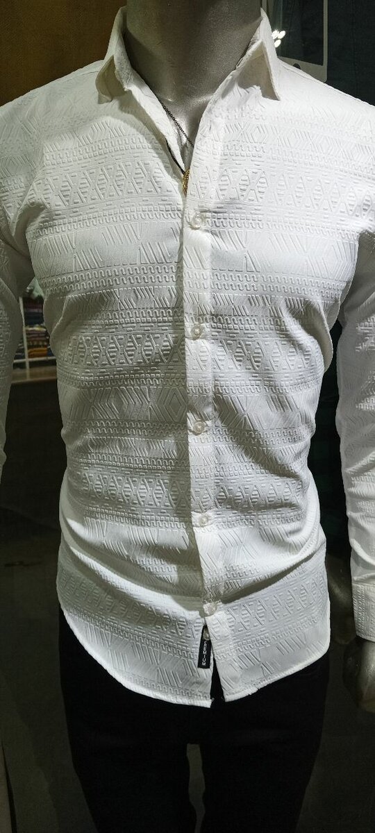 Chaina stachable shirt