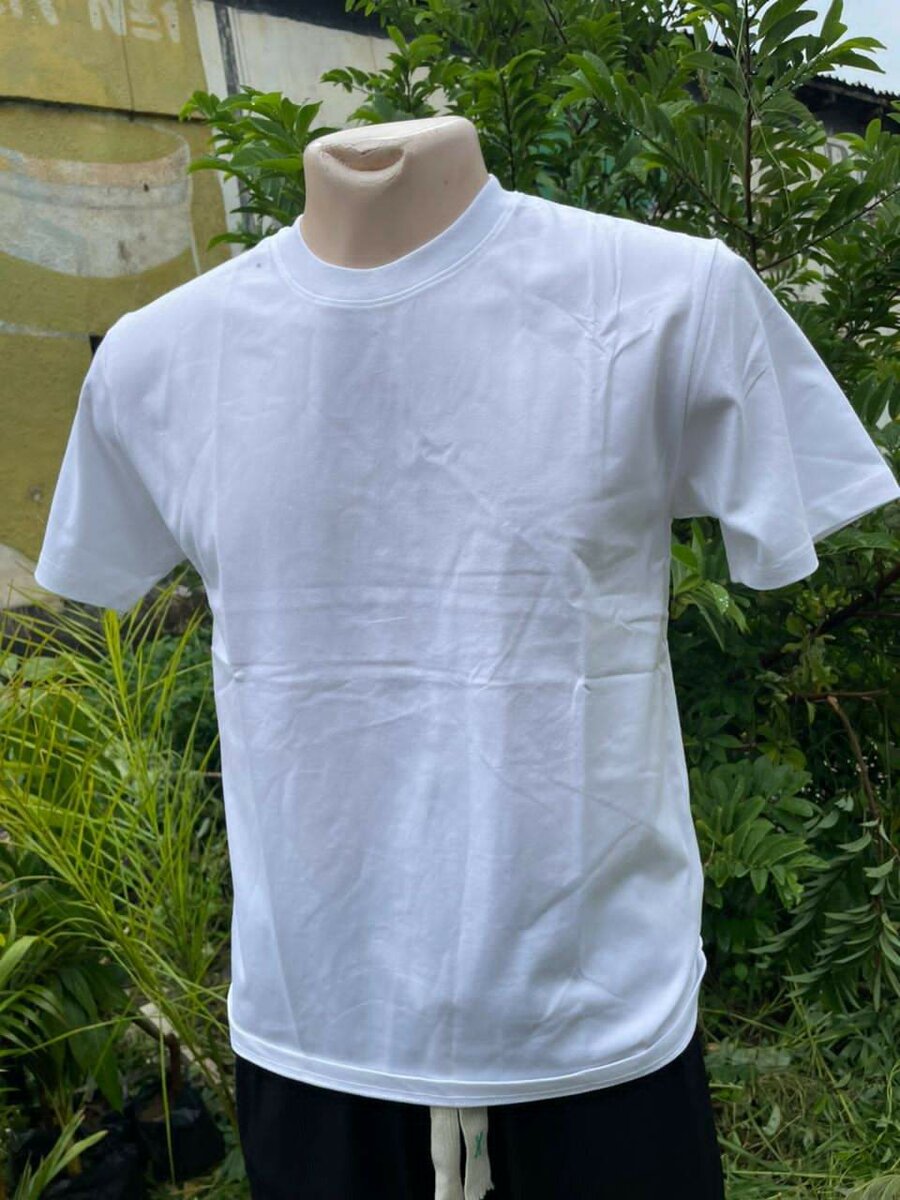 Round neck t-shirt