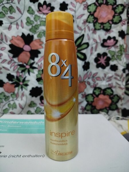 8x4 Déodorant Frais