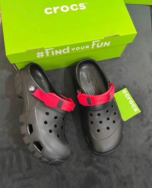 CROCS