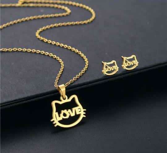 Complet chaine et boucle d'oreille