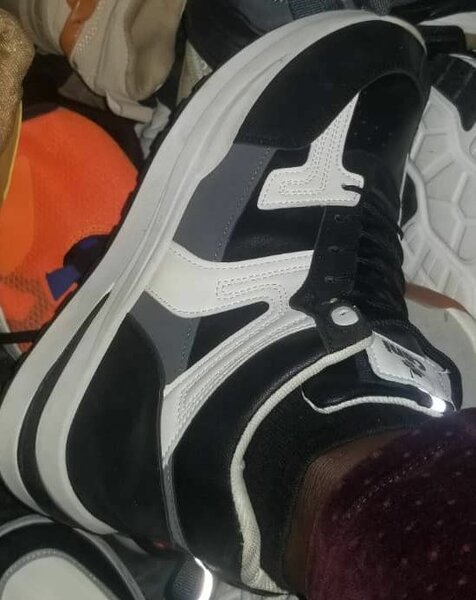 Baskets modernes et stylées