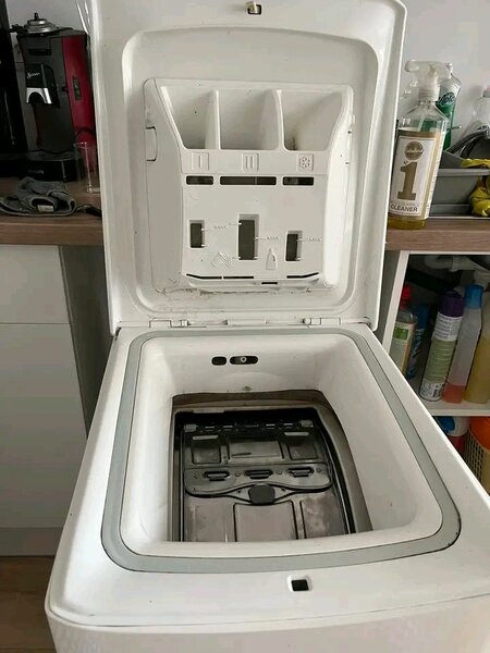 Lave-linge compact et efficace