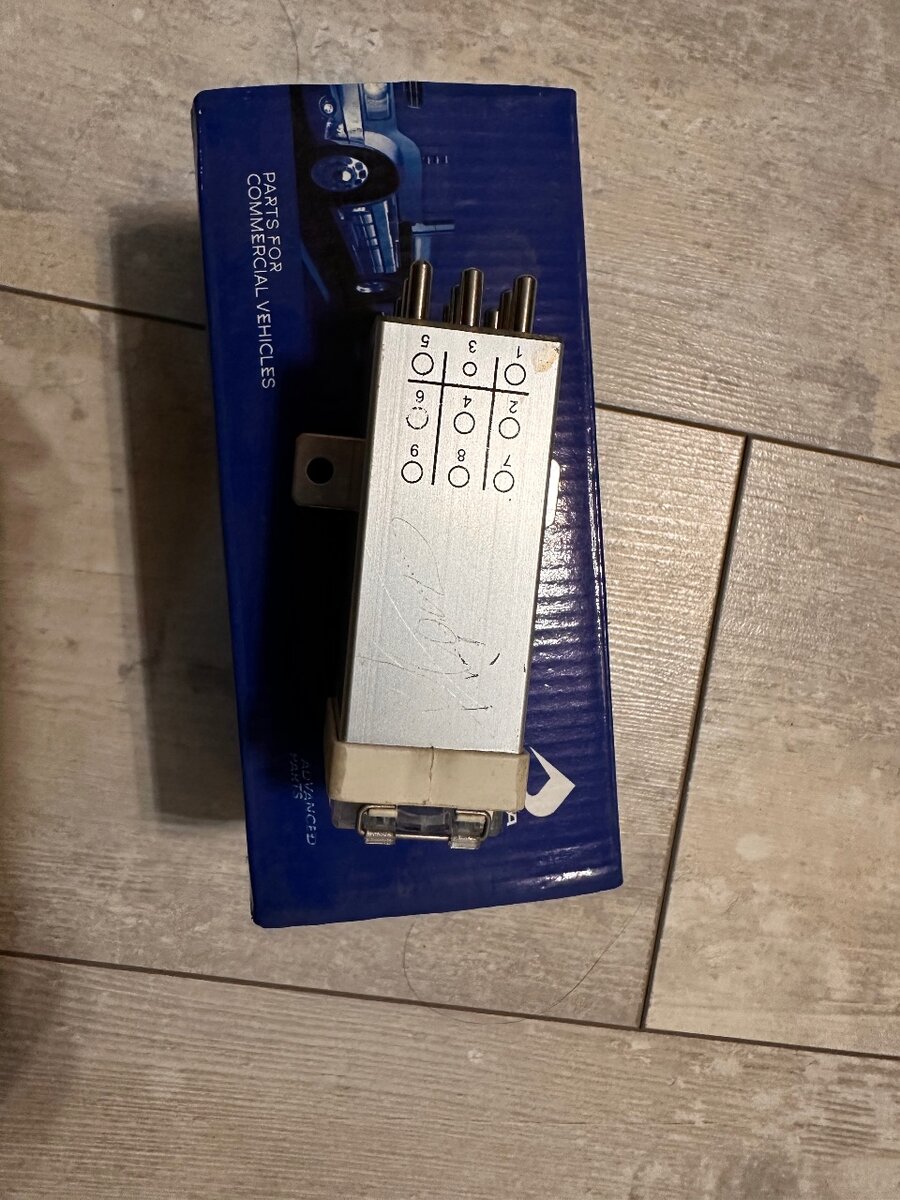 Реле перенапряжение для Mercedes-Benz W124