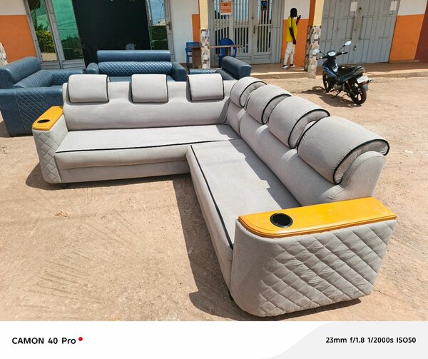 Canapé d'angle luxe avec repose-têtes