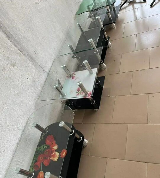Table basse en verre moderne