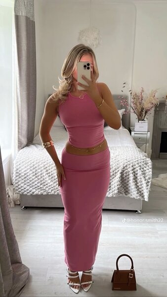 Robe longue rose élégante