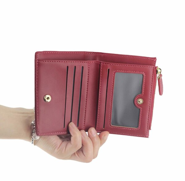 portefeuilles en cuir croco