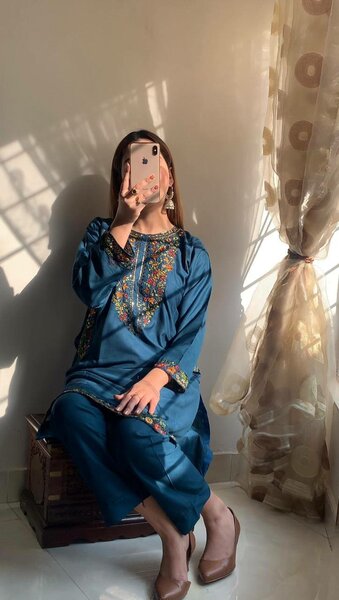 Zinc Pocket Embroided 2pc dress