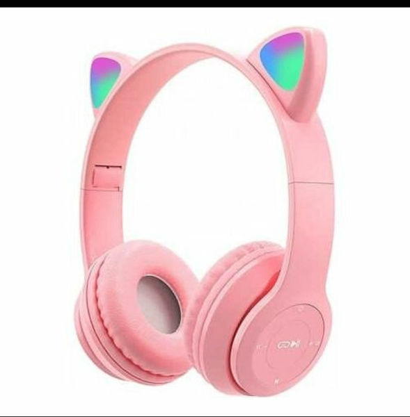Casque audio rose avec oreilles