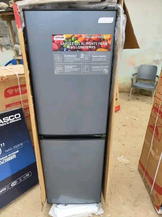 REFRIGERATEUR COMBINE SMART 158L