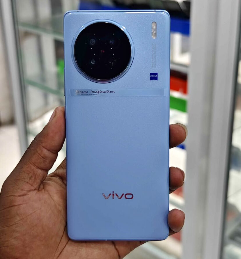 Vivo X80 - Smartphone