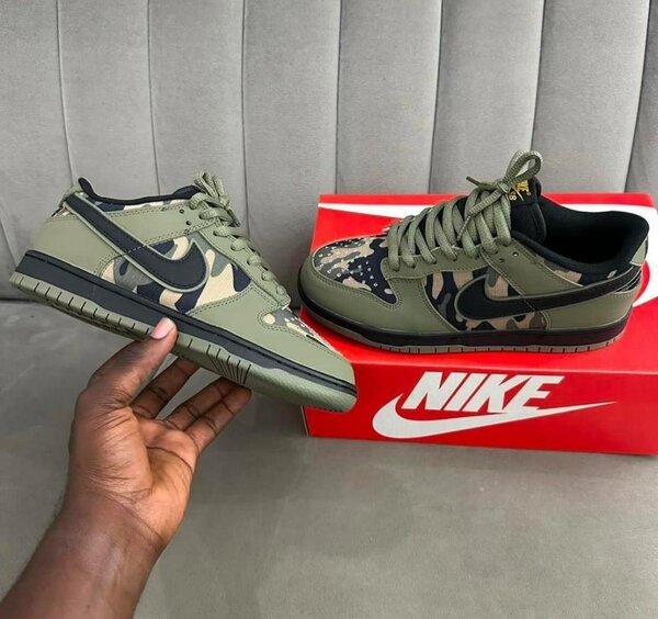 Nike sb dunk low camo