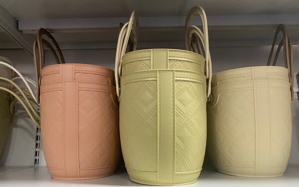 Seau à main en simili cuir