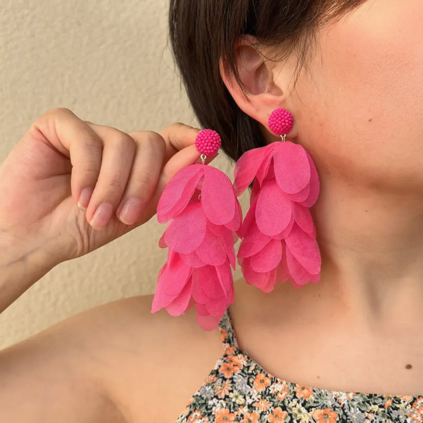 Elegant Floral Earrings Set