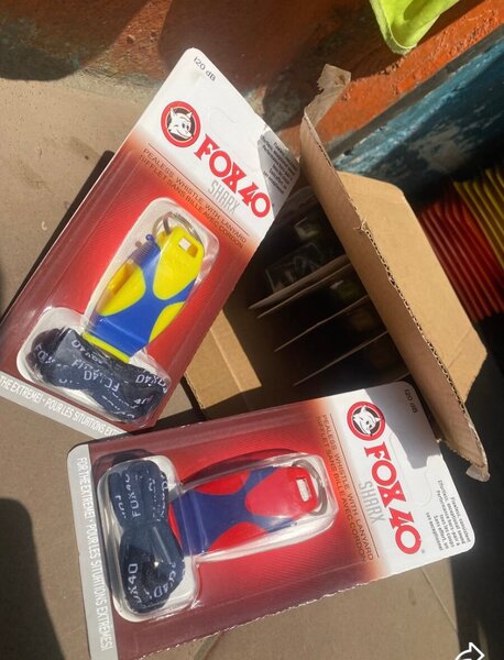 Sifflet Fox 40 Shark