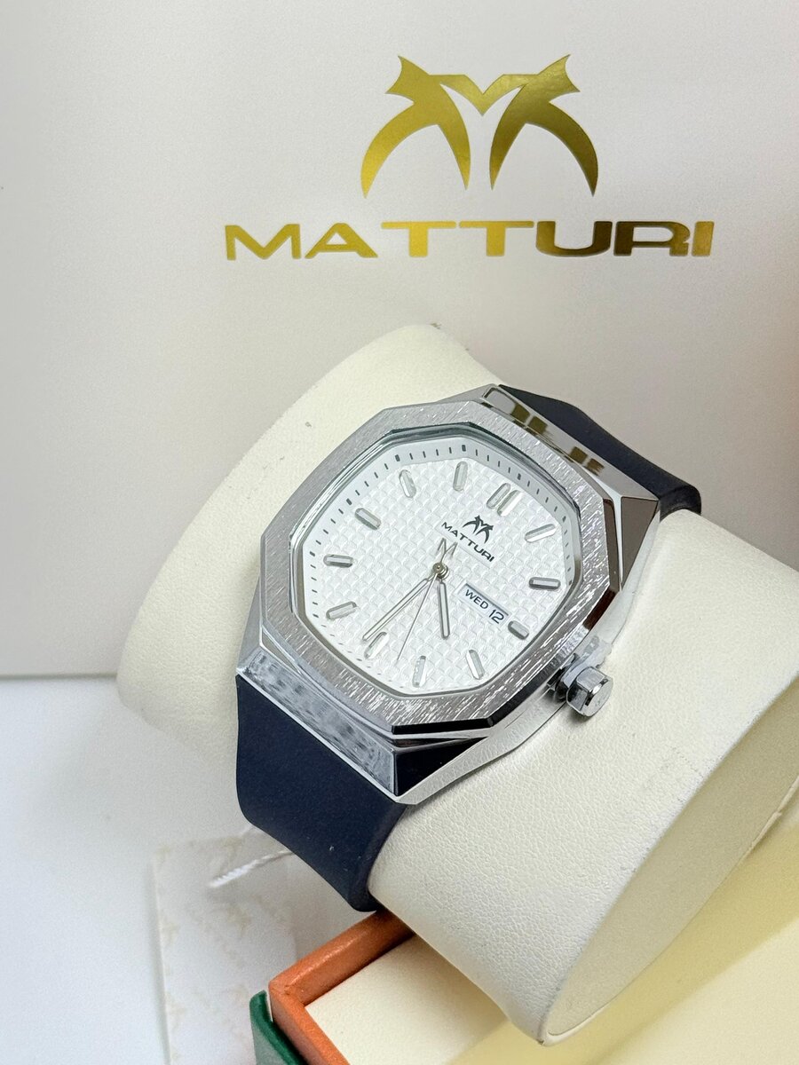 Montre mécanique MATTURI