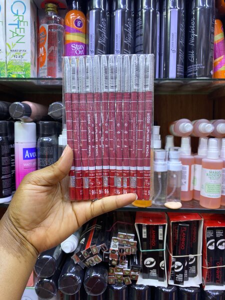 Crayons à lèvres longue tenue