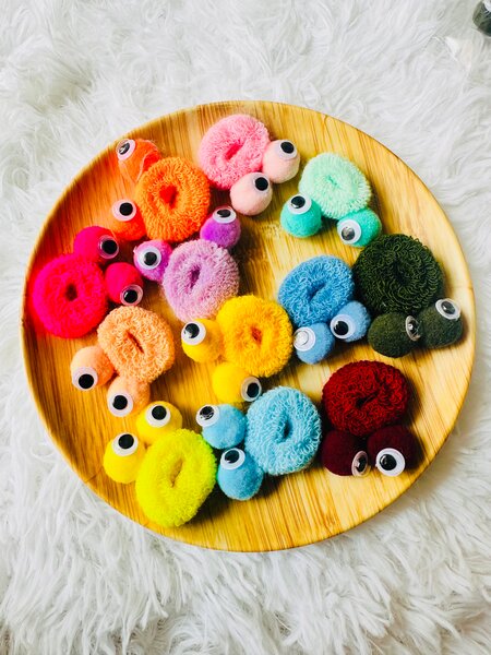 Élastiques à cheveux colorés amusants