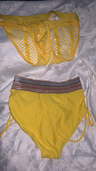 Culotte maillage jaune
