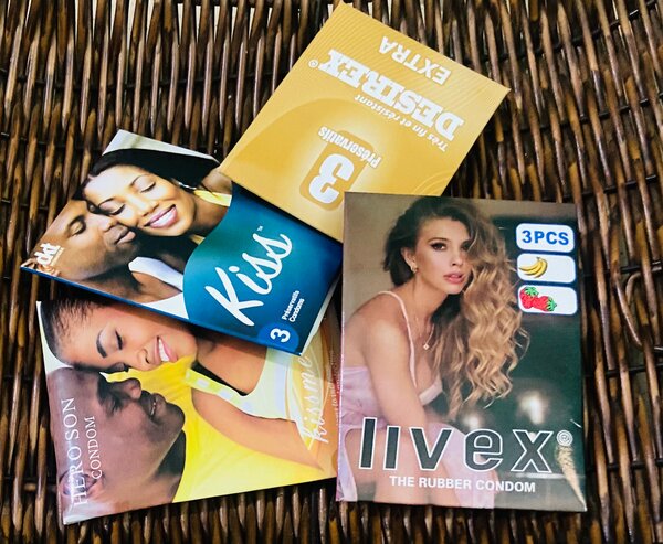 Préservatifs (4 paquets)